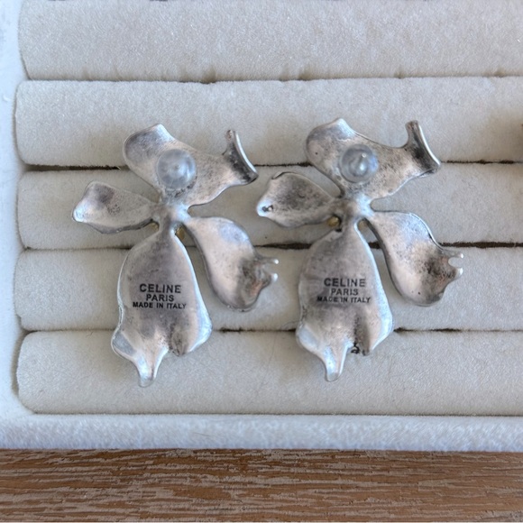 Flower earrings - Picture 2 of 2